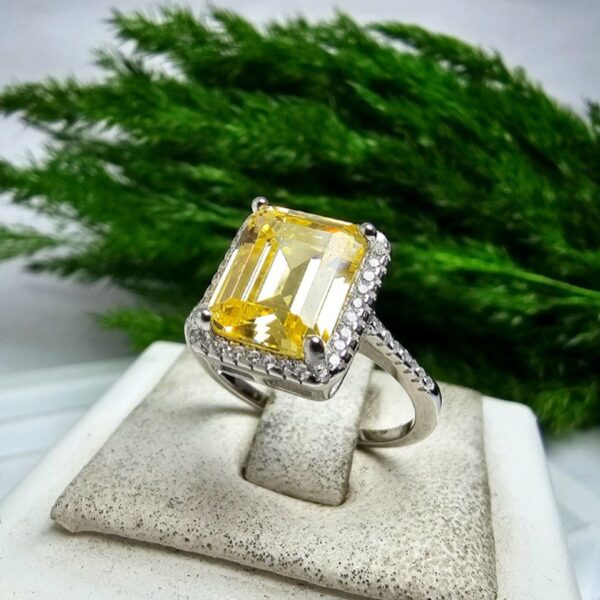 انگشتر نقره زنانه زیبای تک تخمه زیرکن