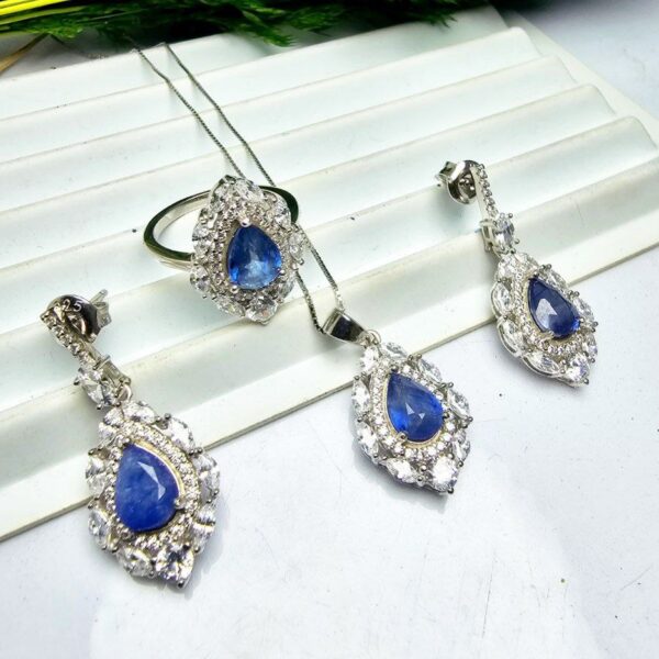 نیم ست نقره زیبای یاقوت کبود اصلی