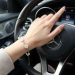دستبند زیبای صدف و مروارید پرورشی اصلی