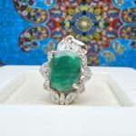مدال توگردنی زمرد زامبیا اصل