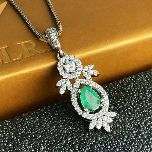 productimage-3799-1.jpg مدال توگردنی نقره زمرد زامبیا - Image 1
